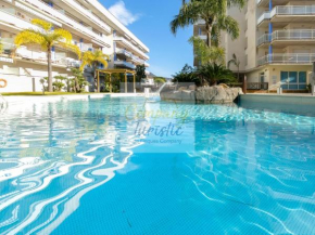 Dúplex con Vistas Panorámicas, Terraza y Piscina en Santa Margarita, Roses - HISP-228-448